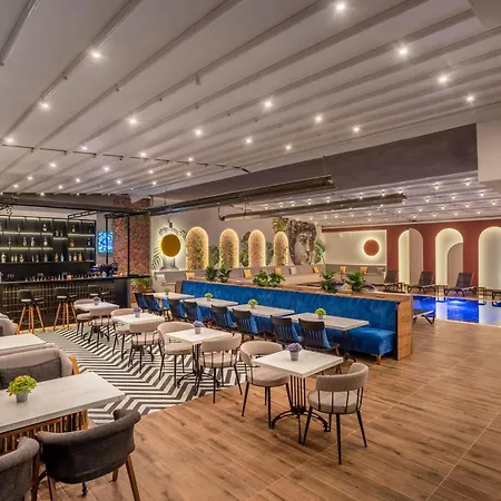 Rodinn Park 안탈리아